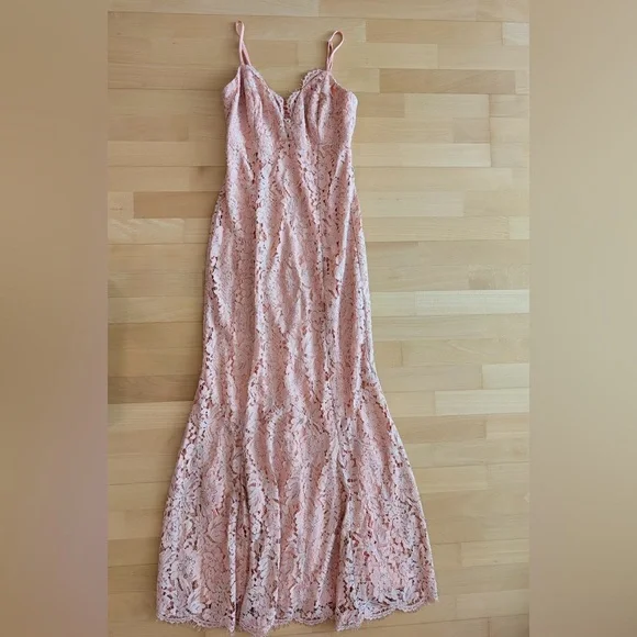 Lulu's Coral Lace Dress - Picture 5 of 9